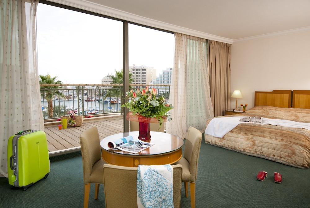 U Magic Palace Eilat Luaran gambar A room at the hotel