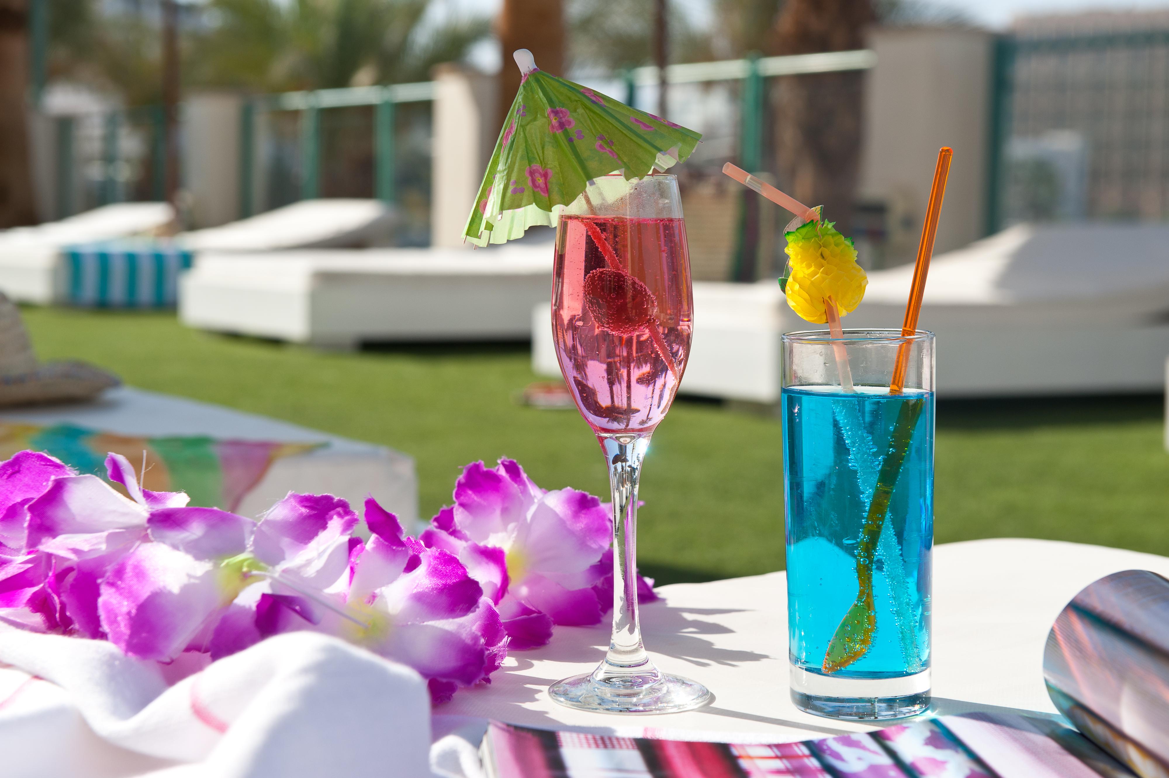U Magic Palace Eilat Luaran gambar Poolside drinks