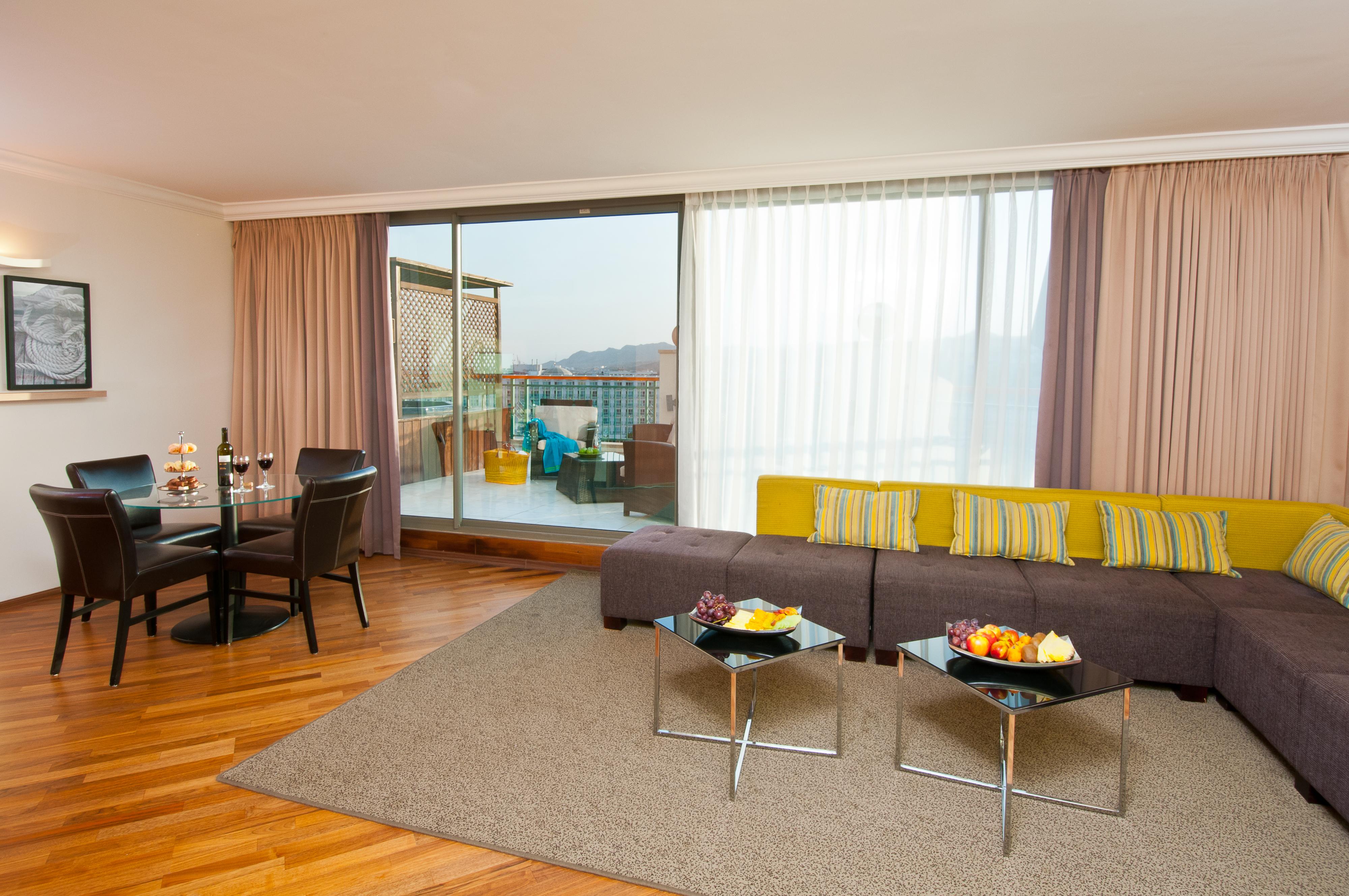 U Magic Palace Eilat Luaran gambar A living room at the hotel