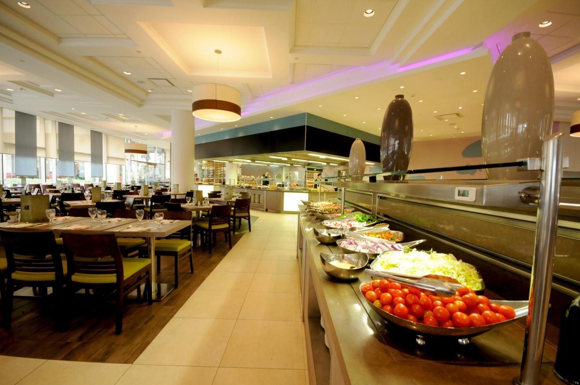 U Magic Palace Eilat Luaran gambar The buffet at the hotel